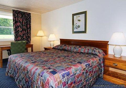 Rodeway Inn โคลด์วอเตอร์ ภายนอก รูปภาพ