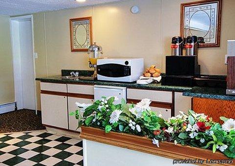 Rodeway Inn โคลด์วอเตอร์ ภายนอก รูปภาพ